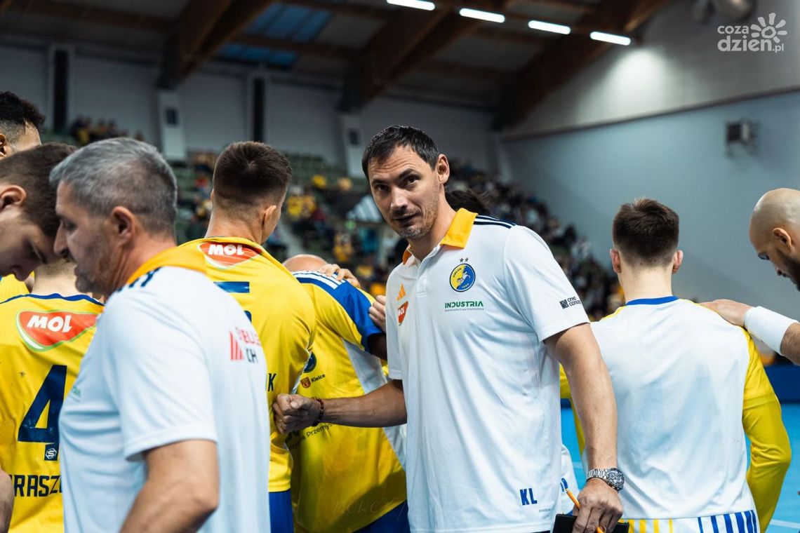 Industria Kielce postawiła się Veszprem, ale wraca bez punktów. „Pokazaliśmy, że możemy walczyć z każdym” – mówi Lijewski Industria Kielce postawiła się Veszprem, ale wraca bez punktów. „Pokazaliśmy, że możemy walczyć z każdym” – mówi Lijewski