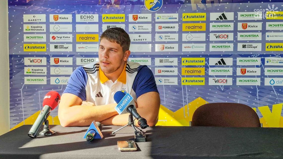 Industrii Kielce w nowym sezonie: młodzi bramkarze uczą się od mistrzów, drużyna gotowa na start w Opolu
Industrii Kielce w nowym sezonie: młodzi bramkarze uczą się od mistrzów, drużyna gotowa na start w Opolu