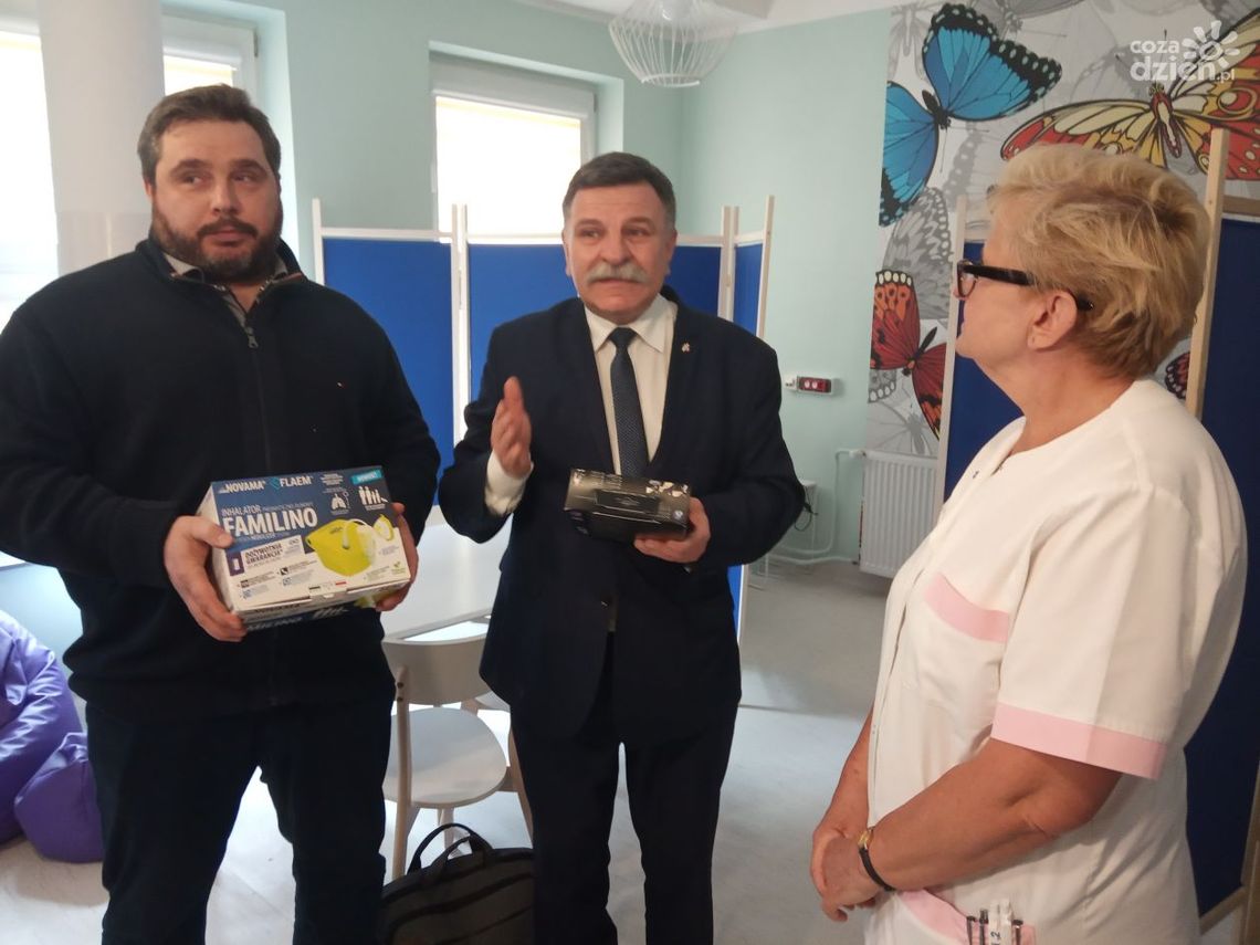 Inhalatory i termometry dla ostrowieckiego szpitala Inhalatory i termometry dla ostrowieckiego szpitala