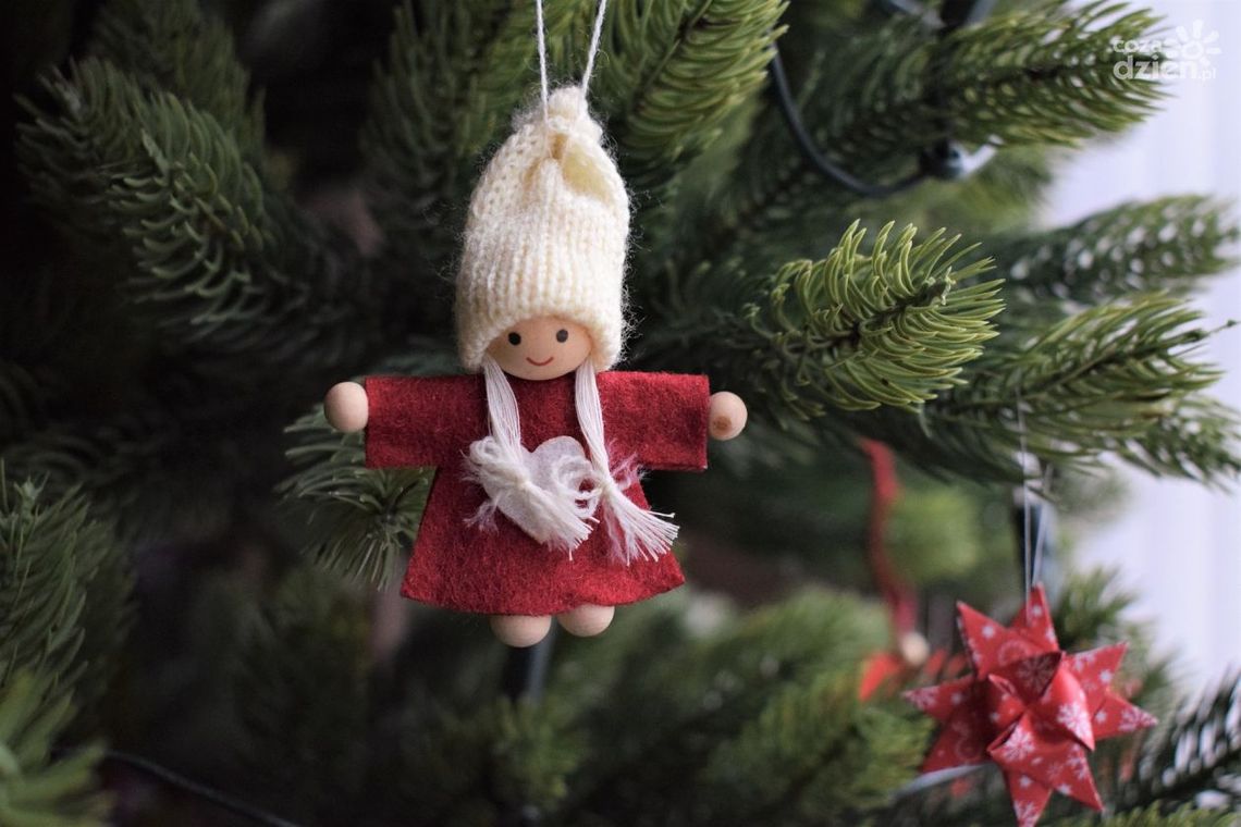 IV Ogólnopolski Konkurs Plastyczny Art-Recycling „EKO OZDOBA CHOINKOWA” IV Ogólnopolski Konkurs Plastyczny Art-Recycling „EKO OZDOBA CHOINKOWA”