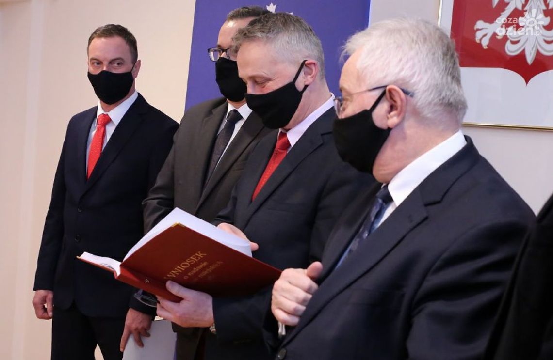 Iwaniska chcą być miastem Iwaniska chcą być miastem