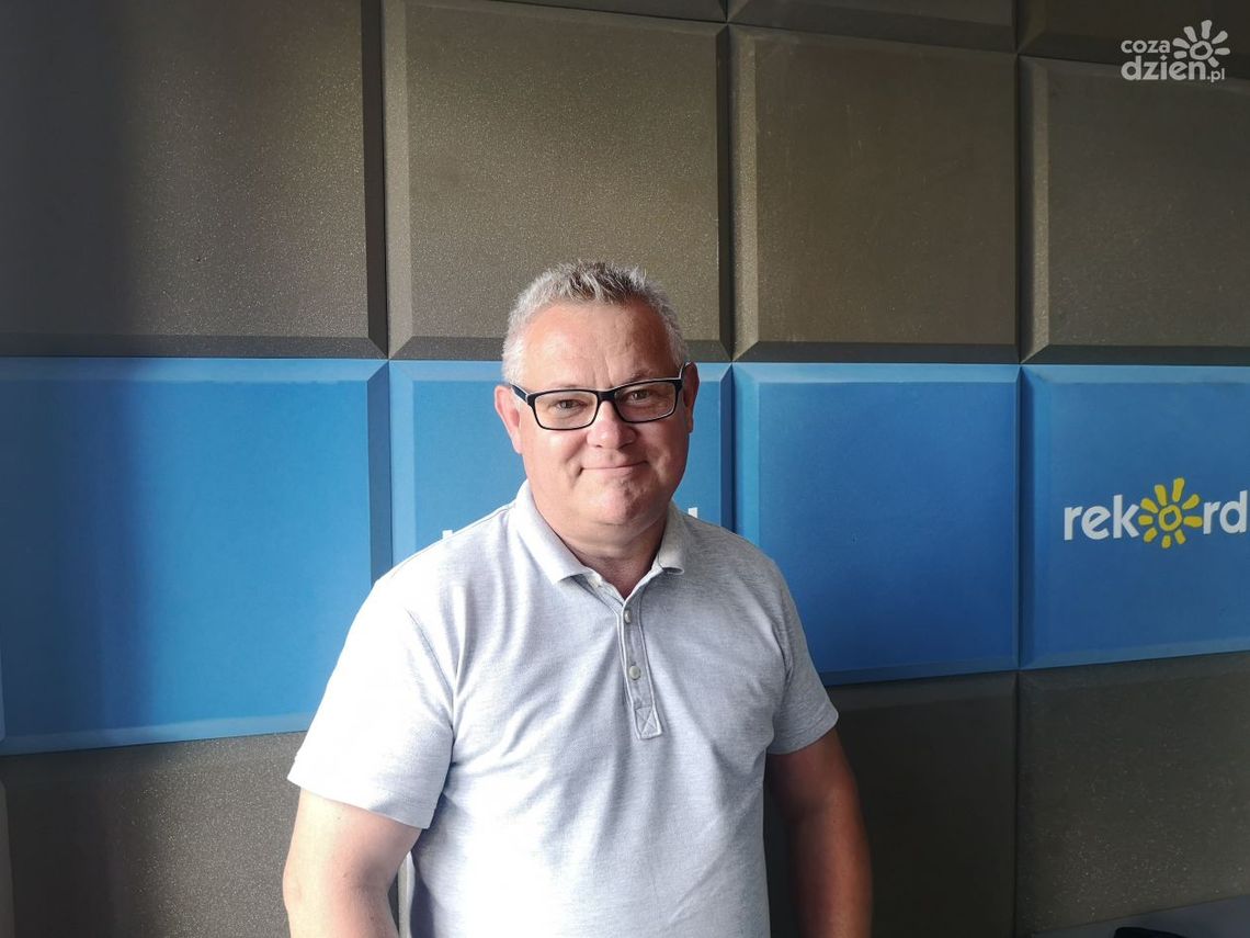 J.B. Malinowski: Przygotowujemy się do przyznania po raz drugi największych w kraju stypendiów dla zdolnych uczniów J.B. Malinowski: Przygotowujemy się do przyznania po raz drugi największych w kraju stypendiów dla zdolnych uczniów