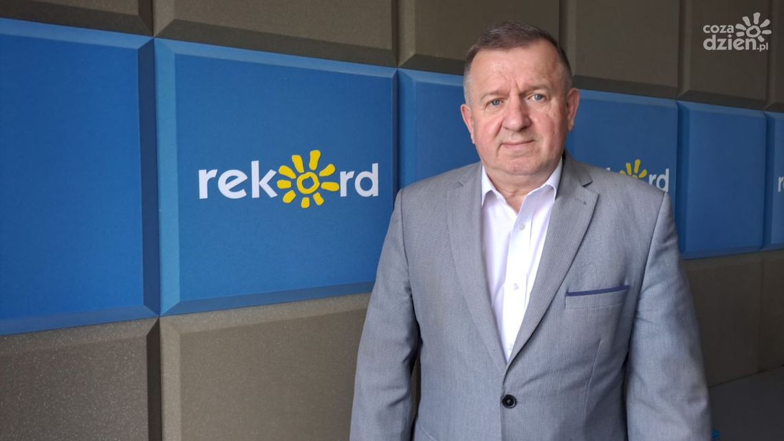 J.Murzyn: Budujemy nowe wodociągi, bo budują się kolejne domy J.Murzyn: Budujemy nowe wodociągi, bo budują się kolejne domy