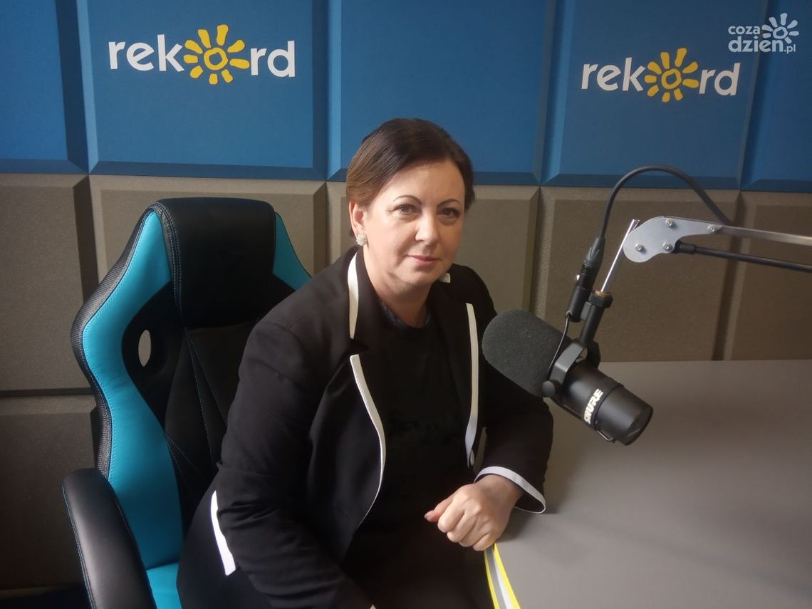 J. Suska: Wszyscy radni zgodnie przyjęli budżet Gminy Ćmielów na 2022 rok J. Suska: Wszyscy radni zgodnie przyjęli budżet Gminy Ćmielów na 2022 rok