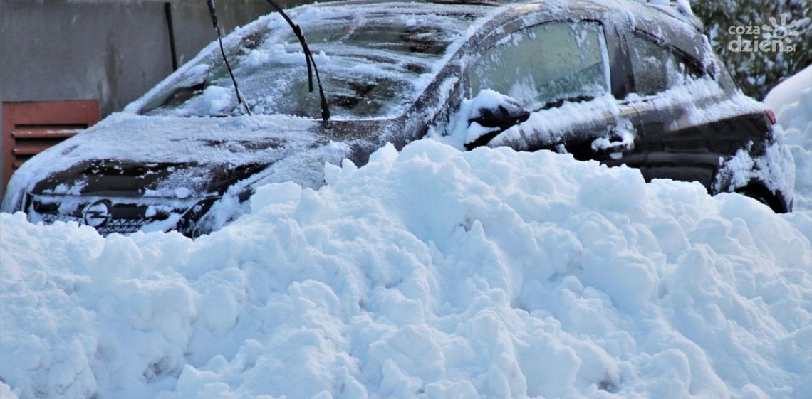 
Jak zadbać o bezpieczeństwo na drodze zimą?
