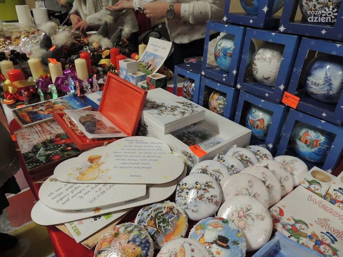 Jarmark Bożonarodzeniowy w Kunowie Jarmark Bożonarodzeniowy w Kunowie