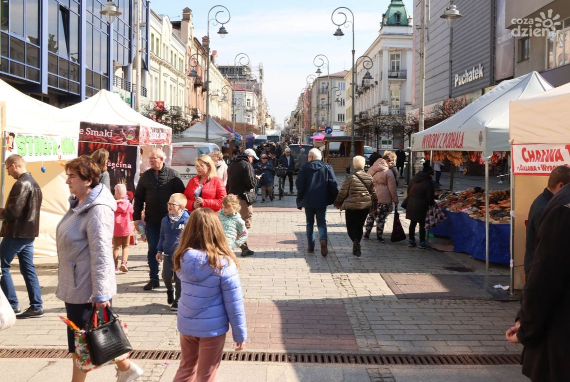 Jarmark Wielkanocny Kielce 2024 (zdjęcia) Jarmark Wielkanocny Kielce 2024 (zdjęcia)