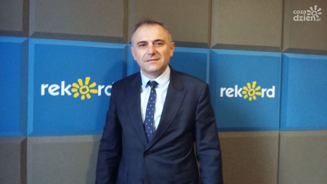 Jarosław Kateusz: Chcemy w ten weekend zapewnić bezpieczny przejazd nie tylko na ostrowieckie cmentarze 