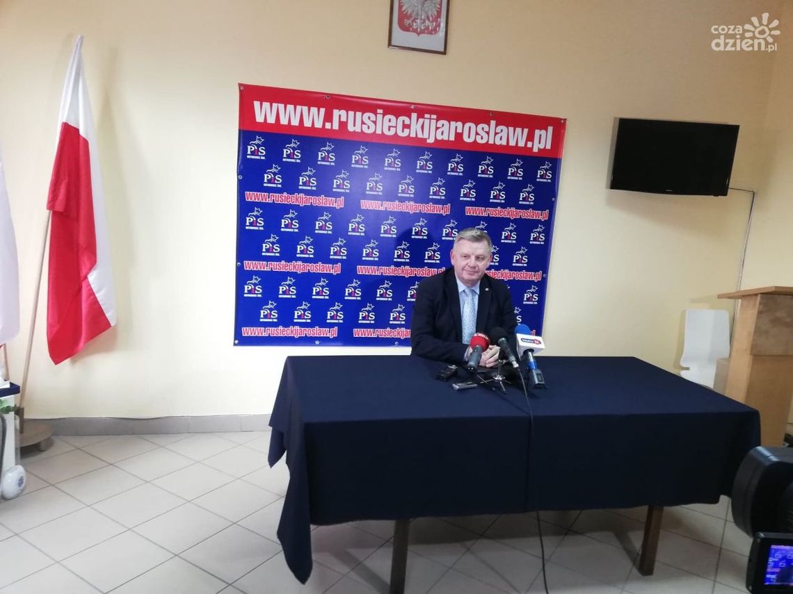 Jarosław Rusiecki przewodniczącym senackiej Komisji Obrony Narodowej Jarosław Rusiecki przewodniczącym senackiej Komisji Obrony Narodowej