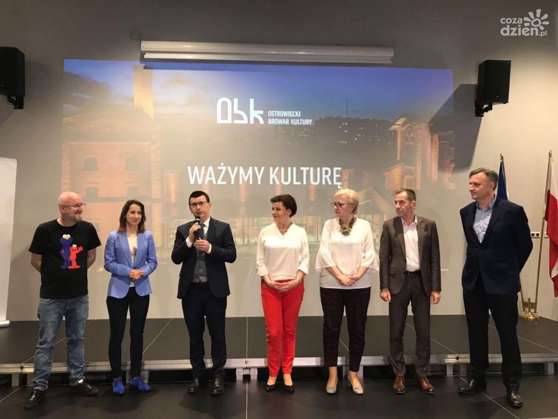 Jest logo Ostrowieckiego Browaru Kultury Jest logo Ostrowieckiego Browaru Kultury