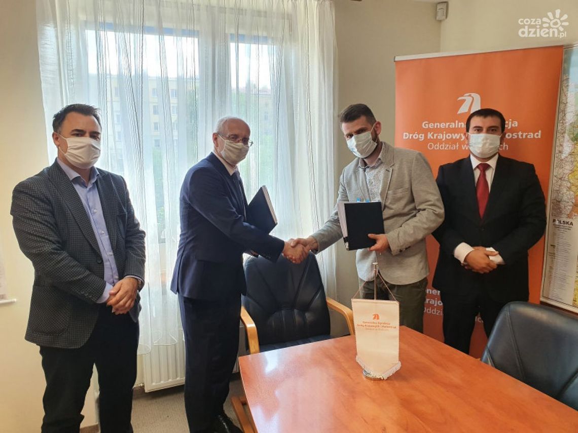 Jest umowa na budowę "małej obwodnicy" Ostrowca Św.