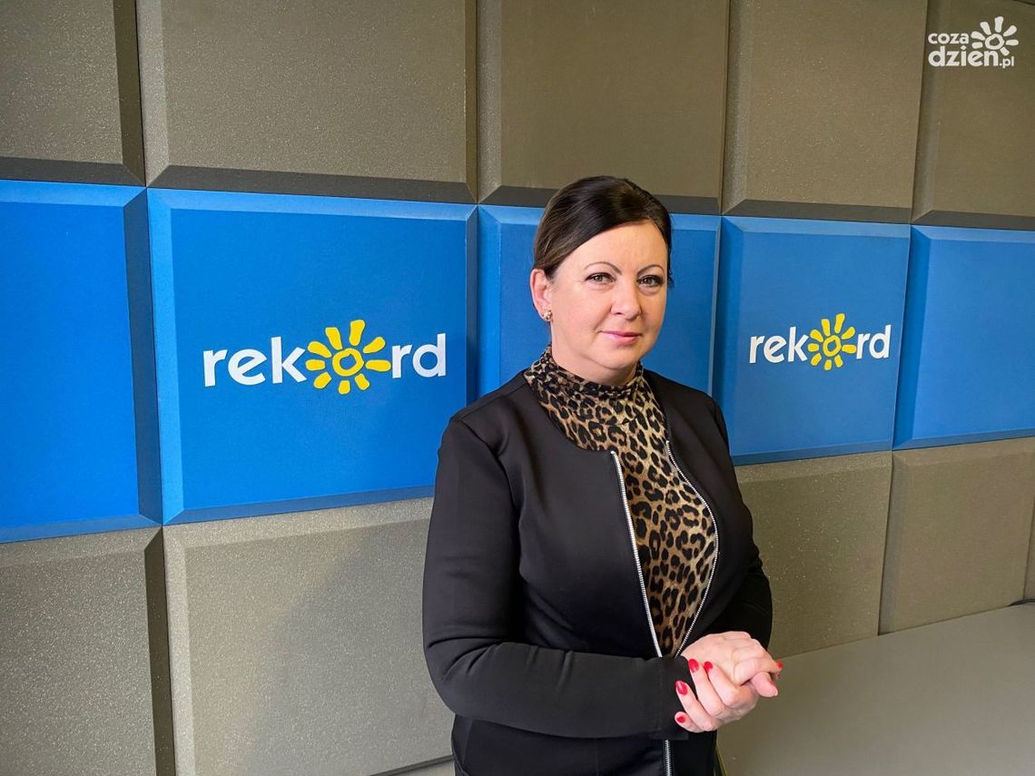 Joanna Suska: W Ćmielowie chcemy zlikwidować białe plamy komunikacyjne Joanna Suska: W Ćmielowie chcemy zlikwidować białe plamy komunikacyjne