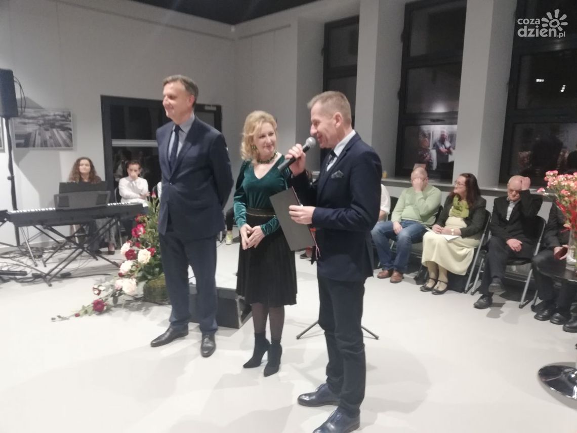 Jubileusz Klubu Literackiego "Aspekt" Jubileusz Klubu Literackiego "Aspekt"