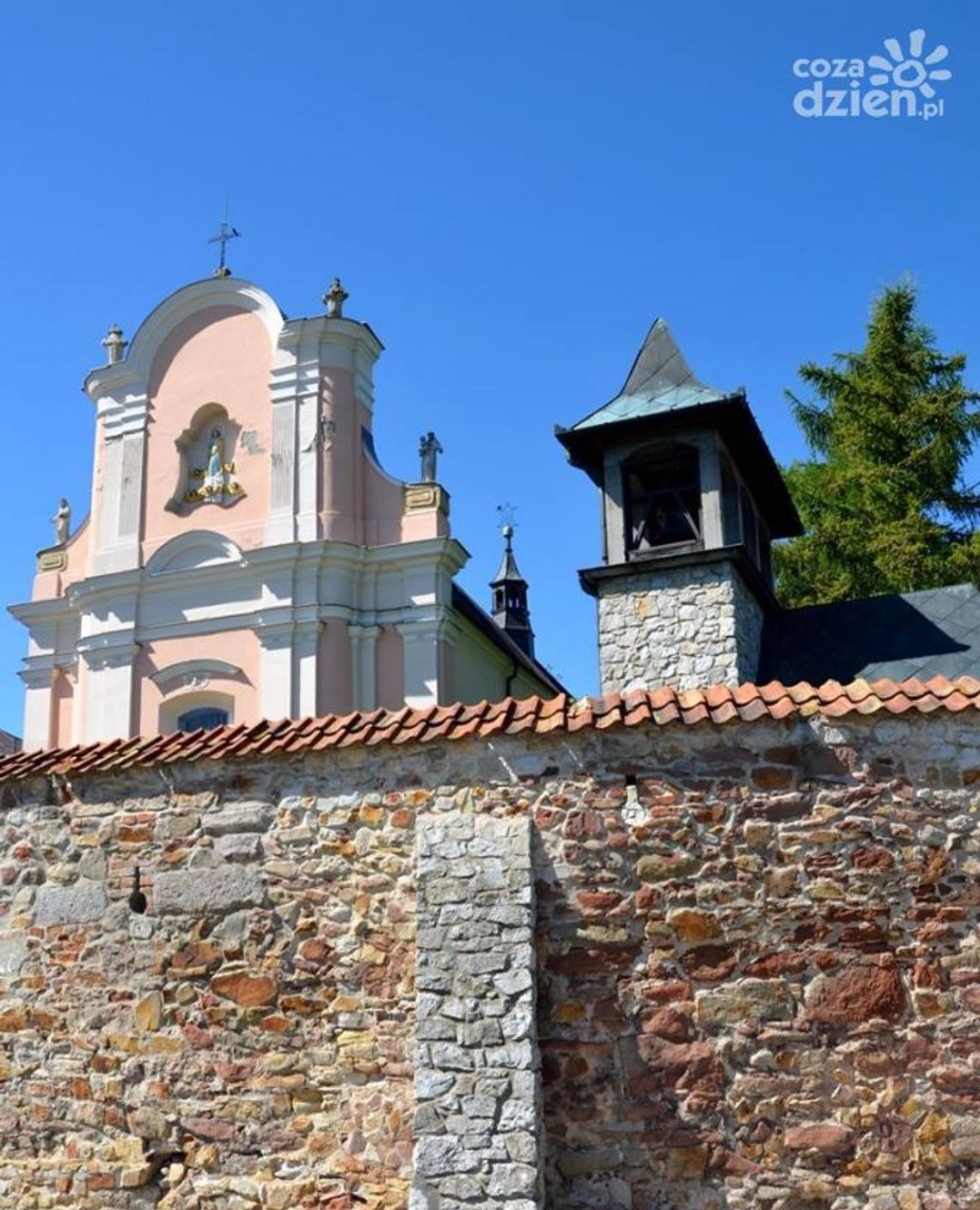 Jubileusz Towarzystwa Ziemi Opatowskiej Jubileusz Towarzystwa Ziemi Opatowskiej