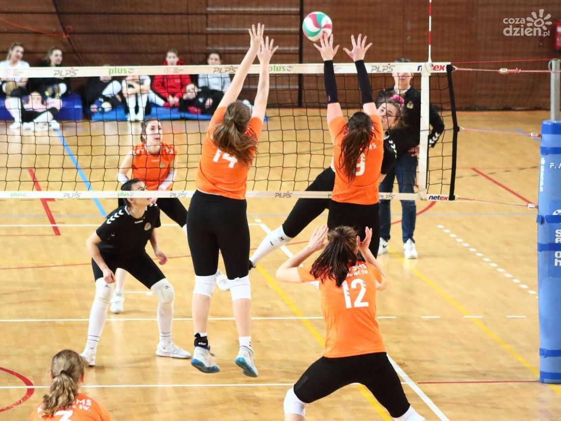 Juniorki KSZO SMS awansowały do 1/2 Mistrzostw Polski