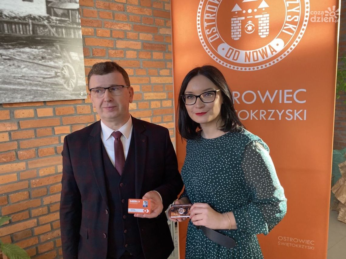 Już można korzystać z Ostrowieckiej Karty Komunikacyjnej Już można korzystać z Ostrowieckiej Karty Komunikacyjnej