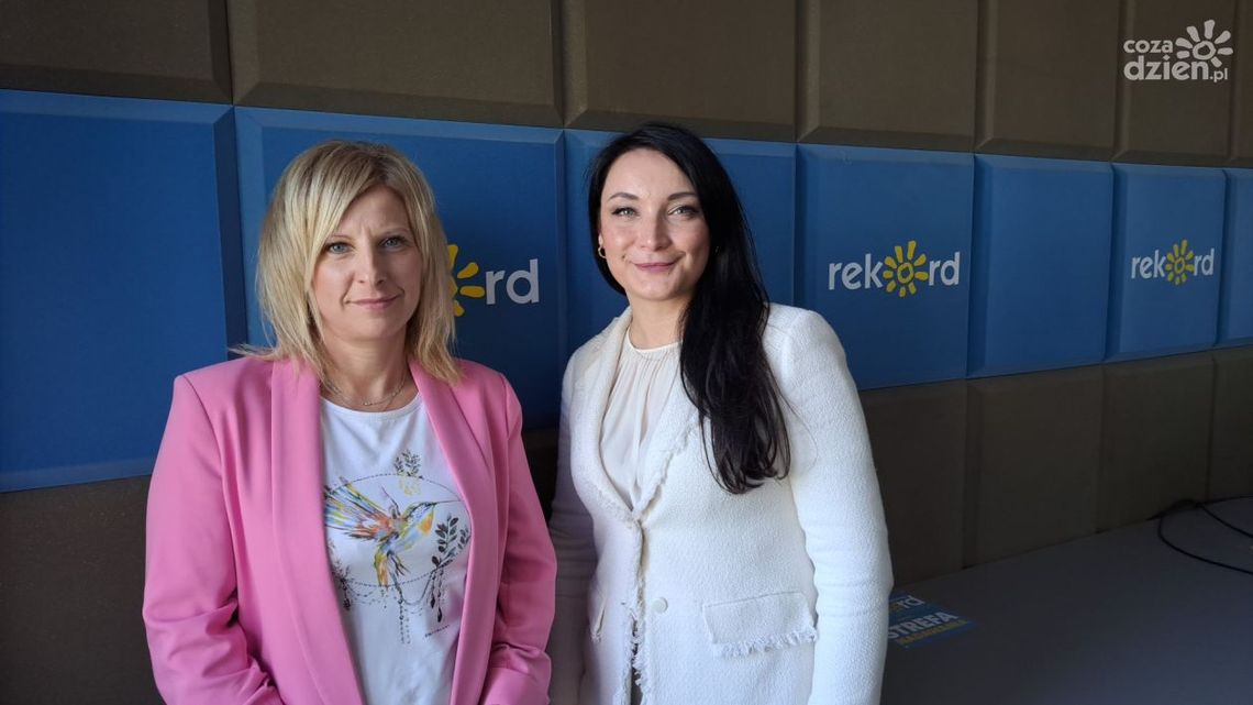 K.Piętos, A. Kwapisz: Centrum Usług Społecznych rozszerza swoją ofertę m.in. o porady psychologiczne K.Piętos, A. Kwapisz: Centrum Usług Społecznych rozszerza swoją ofertę m.in. o porady psychologiczne