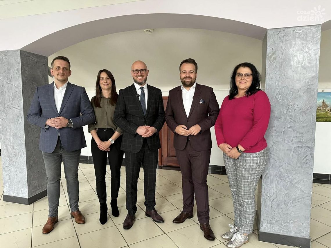 Kandydat na prezydenta Skarżyska z poparciem starachowickiego włodarza Kandydat na prezydenta Skarżyska z poparciem starachowickiego włodarza