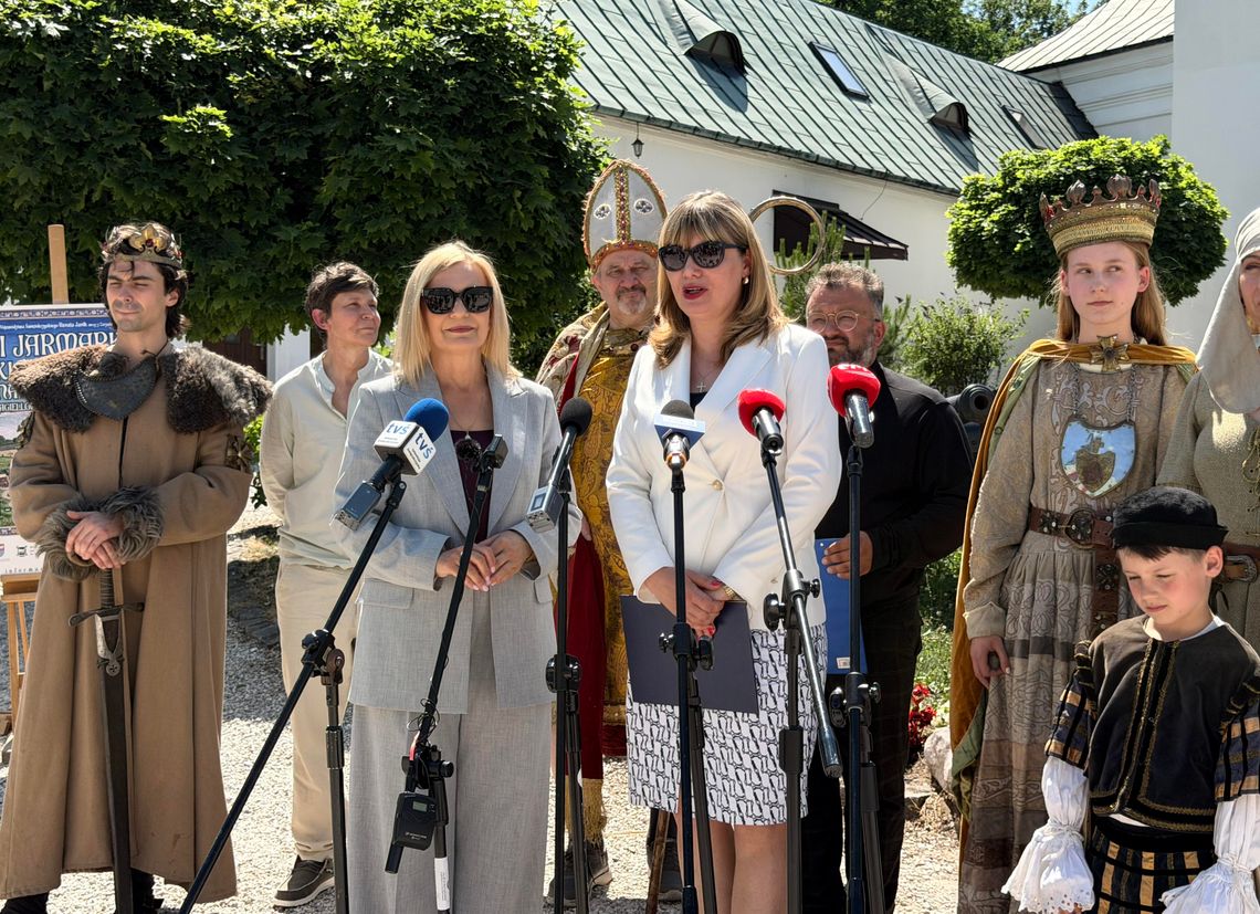Karczówka znów zamieni się w średniowieczne miasteczko. II Jarmark Klasztorny przeniesie uczestników do czasów Jagiełły
