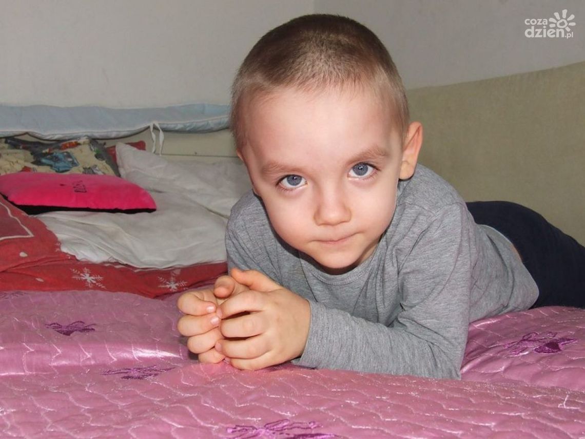 Kibicu - przyjdź na mecz i pomóż Mikołajkowi! Kibicu - przyjdź na mecz i pomóż Mikołajkowi!