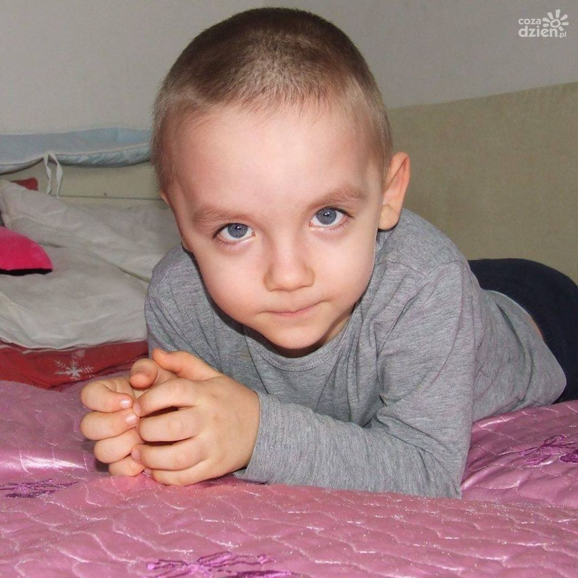 Kibicu, przyjdź na mecz i pomóż Mikołajowi! Kibicu, przyjdź na mecz i pomóż Mikołajowi!