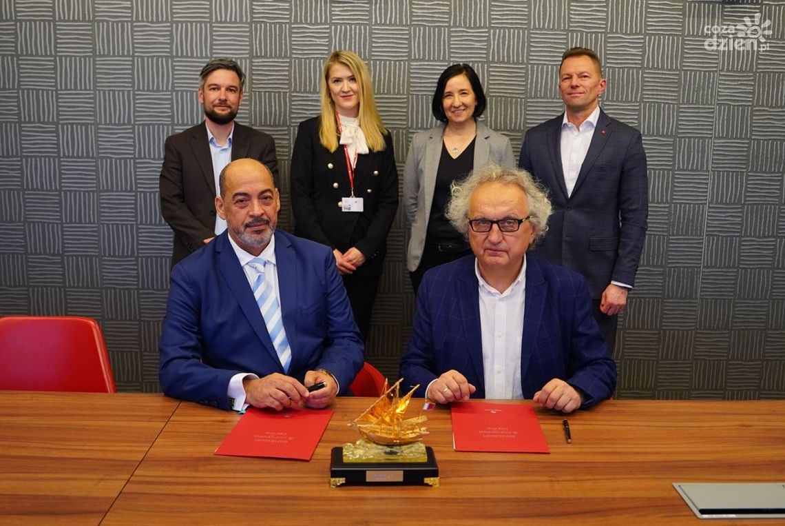 Kids’ Time „jadą” do Doha! Targi Kielce podpisały umowę z katarską grupą Dar Al-Sharq! Kids’ Time „jadą” do Doha! Targi Kielce podpisały umowę z katarską grupą Dar Al-Sharq!