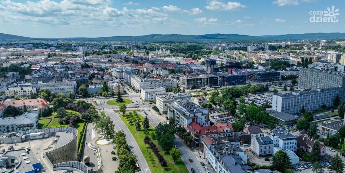 Kielce konsultują wznowienie działalności izby wytrzeźwień i sposoby walki z zakłócaniem porządku publicznego Kielce konsultują wznowienie działalności izby wytrzeźwień i sposoby walki z zakłócaniem porządku publicznego
