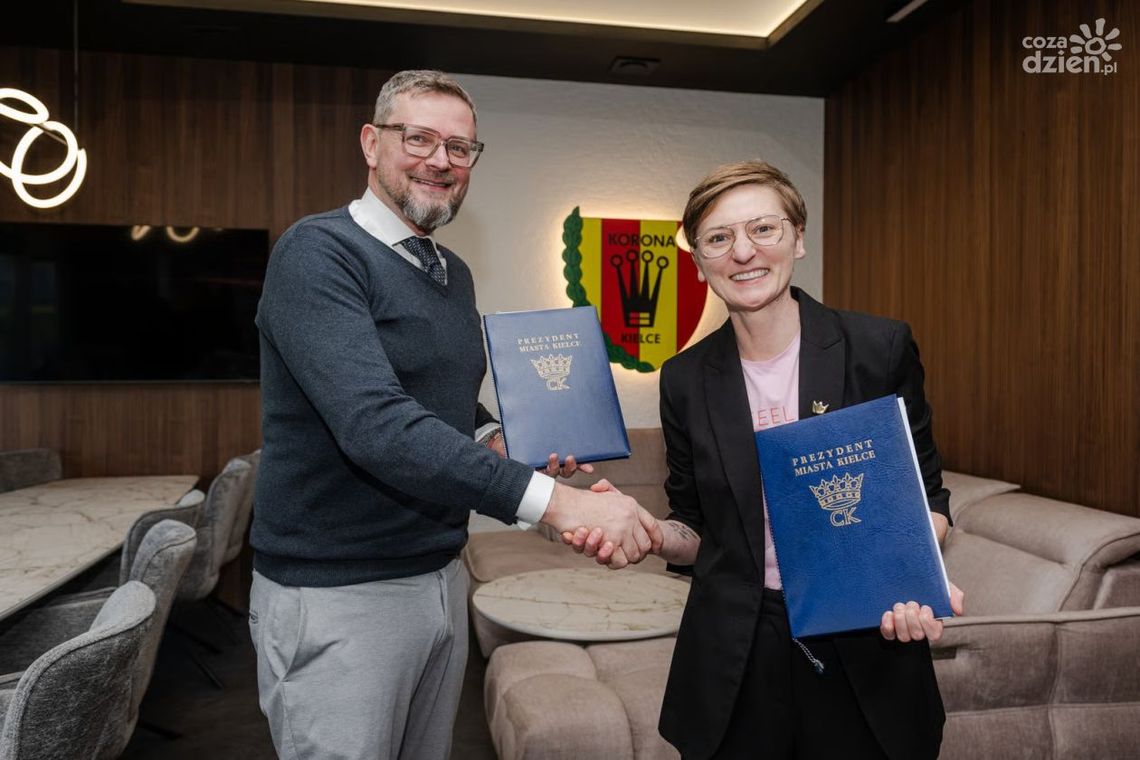 Kielce stawiają na sport. Korona podpisała z miastem nową umowę promocyjną Kielce stawiają na sport. Korona podpisała z miastem nową umowę promocyjną