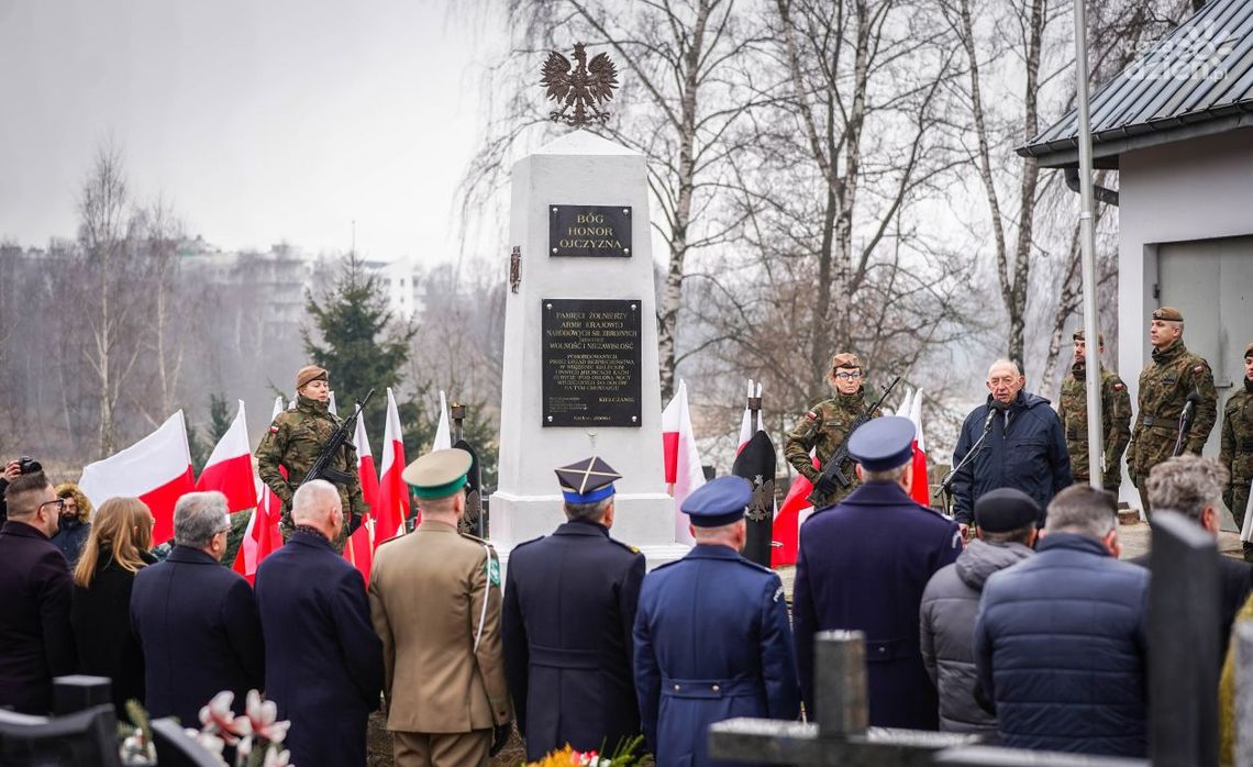 Kielczanie pamiętają o zamordowanych w czasach komunistycznego terroru Kielczanie pamiętają o zamordowanych w czasach komunistycznego terroru