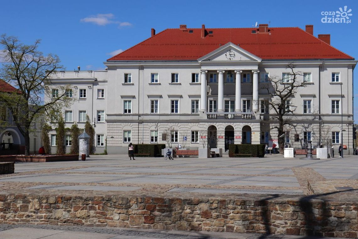 Kielczanie uczą się ratować siebie i innych — otwarte szkolenia już dziś i jutro Kielczanie uczą się ratować siebie i innych — otwarte szkolenia już dziś i jutro