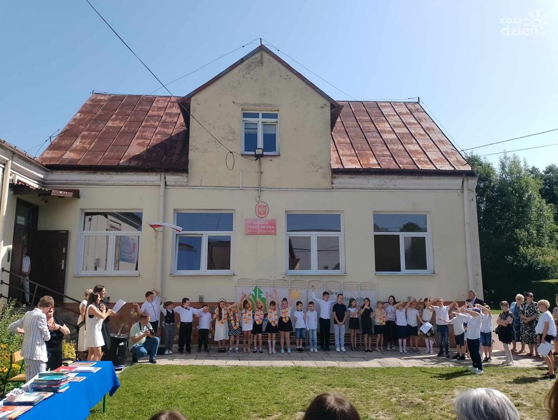 Kielecka "czwórka" nareszcie doczekała się remontu Kielecka "czwórka" nareszcie doczekała się remontu