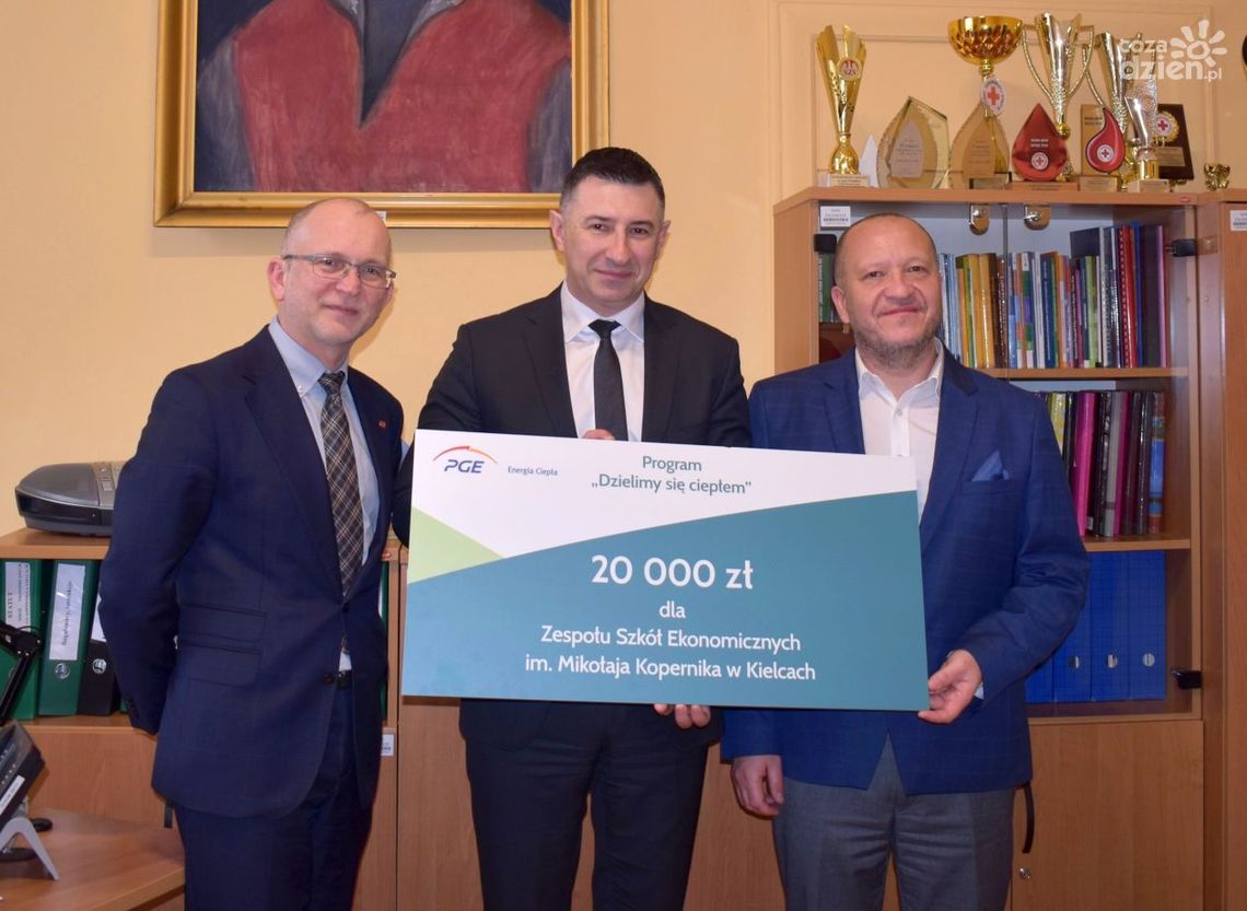 Kielecka elektrociepłownia „dzieli się ciepłem” Kielecka elektrociepłownia „dzieli się ciepłem”