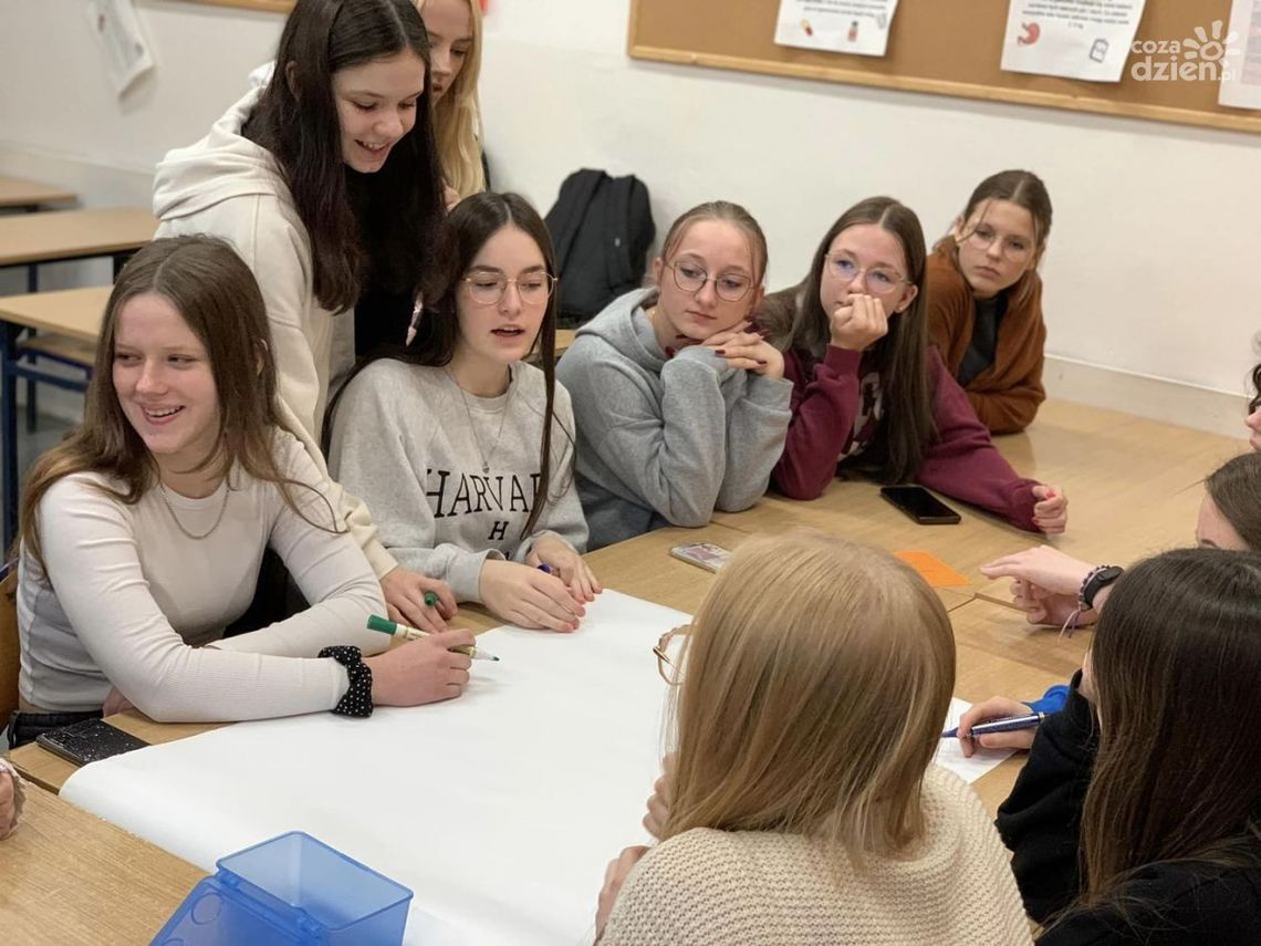 Kielecka młodzież zaangażowana w demokratyczne życie Europy Kielecka młodzież zaangażowana w demokratyczne życie Europy