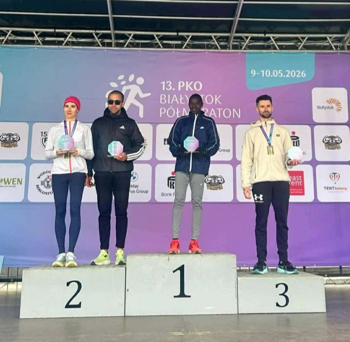 Kielecki biegacz w ścisłej czołówce półmaratonu w Białymstoku Kielecki biegacz w ścisłej czołówce półmaratonu w Białymstoku