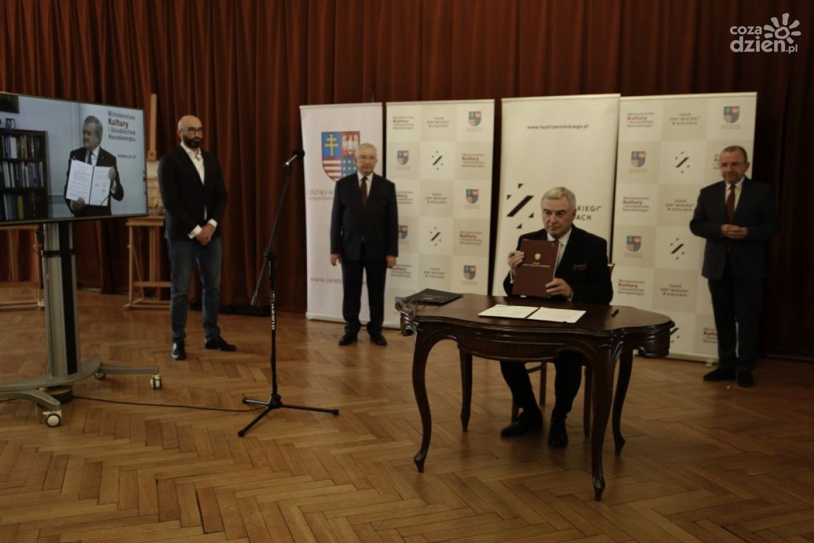 Kielecki teatr pod skrzydłami ministra kultury Kielecki teatr pod skrzydłami ministra kultury