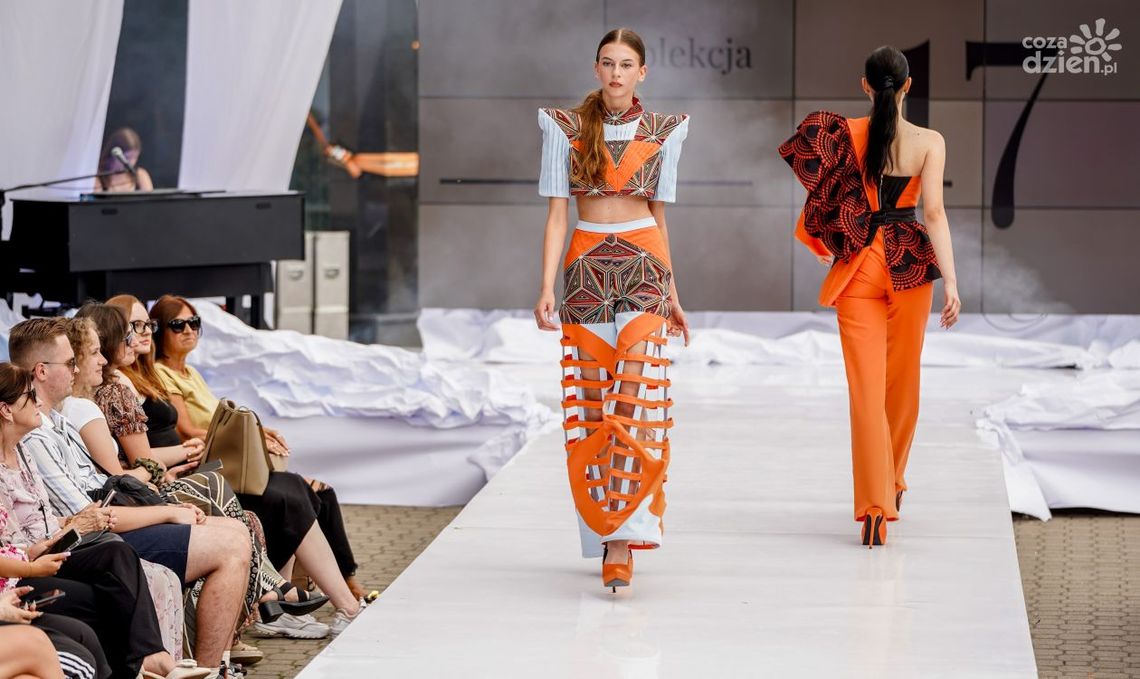 Kieleckie Centrum Kultury poszukuje modelek i modeli