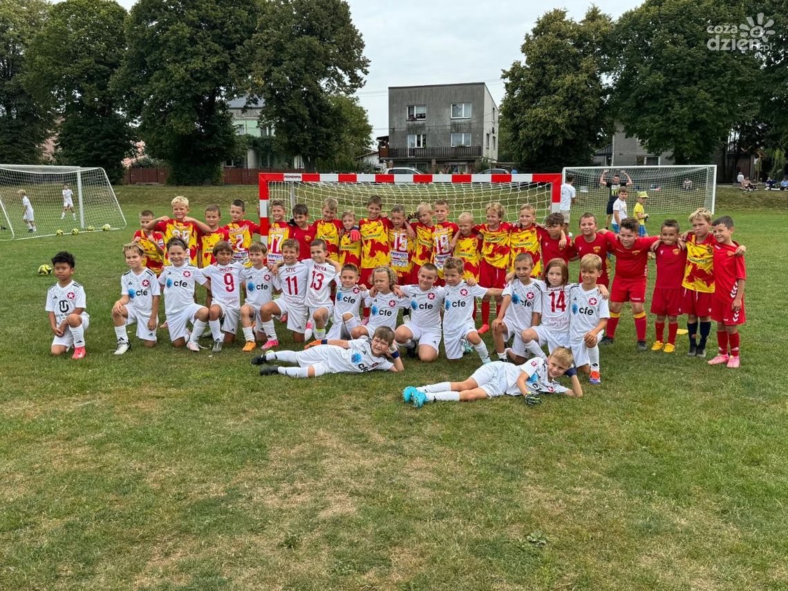 KKP Korona zaprasza do „Żółto-Czerwonego Przedszkola” KKP Korona zaprasza do „Żółto-Czerwonego Przedszkola”