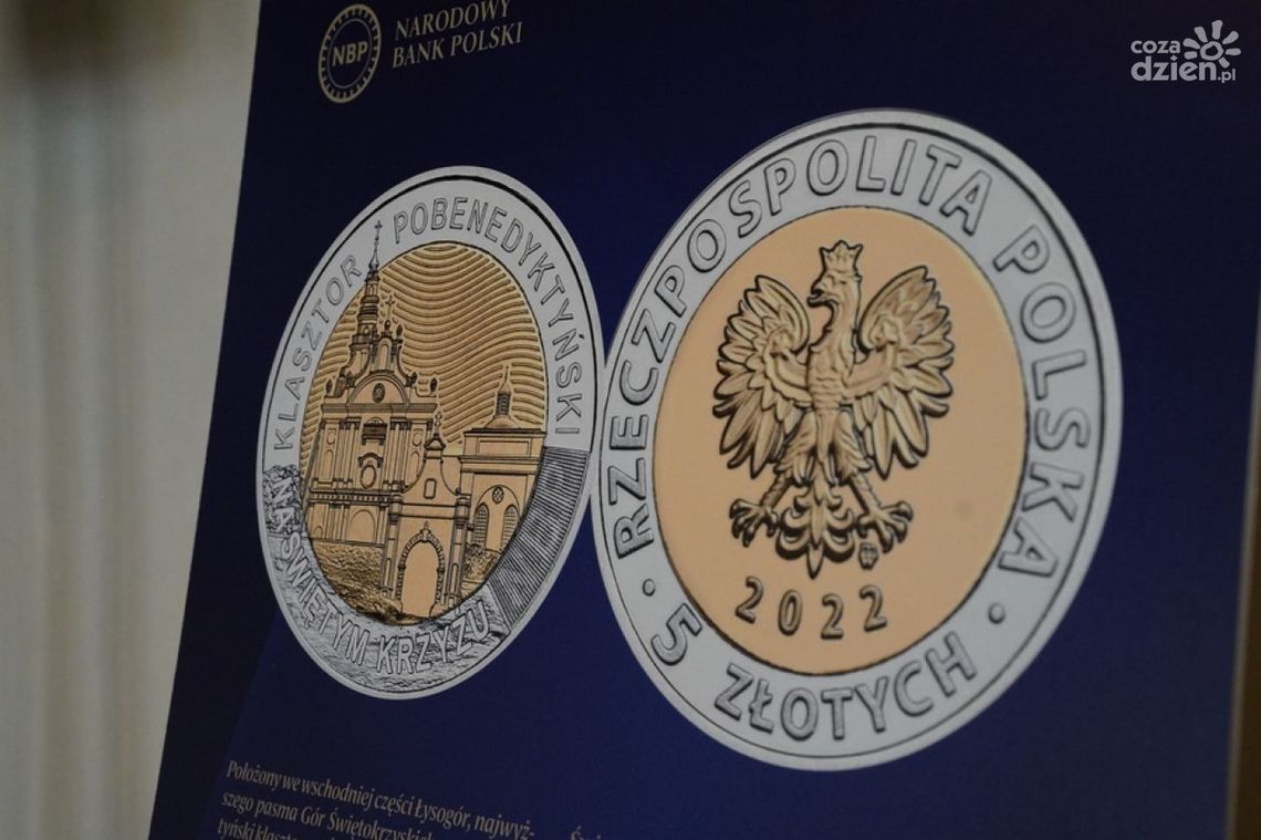 Klasztor na Świętym Krzyżu na monecie Klasztor na Świętym Krzyżu na monecie