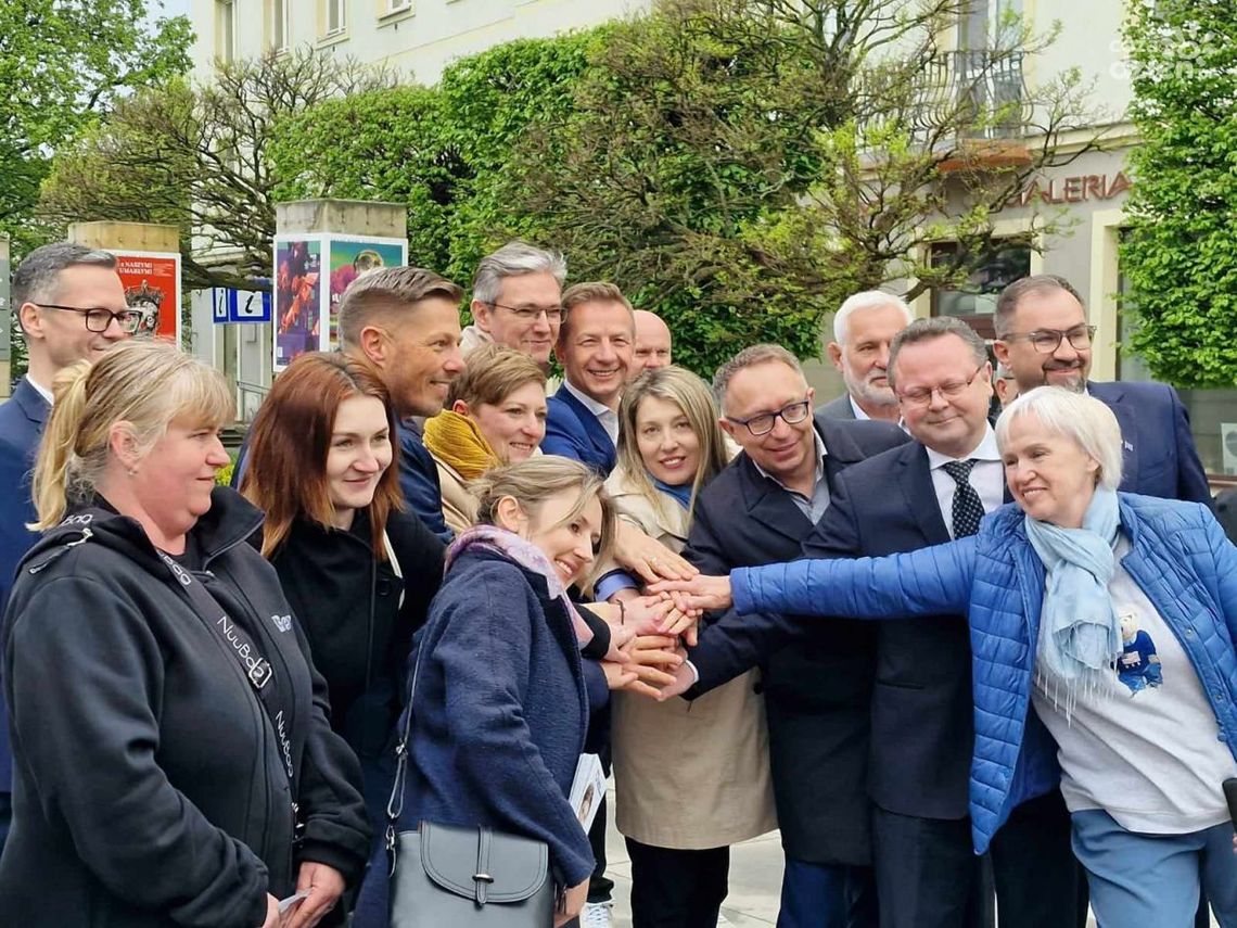 Koalicja 15 października wspiera Agatę Wojdę Koalicja 15 października wspiera Agatę Wojdę