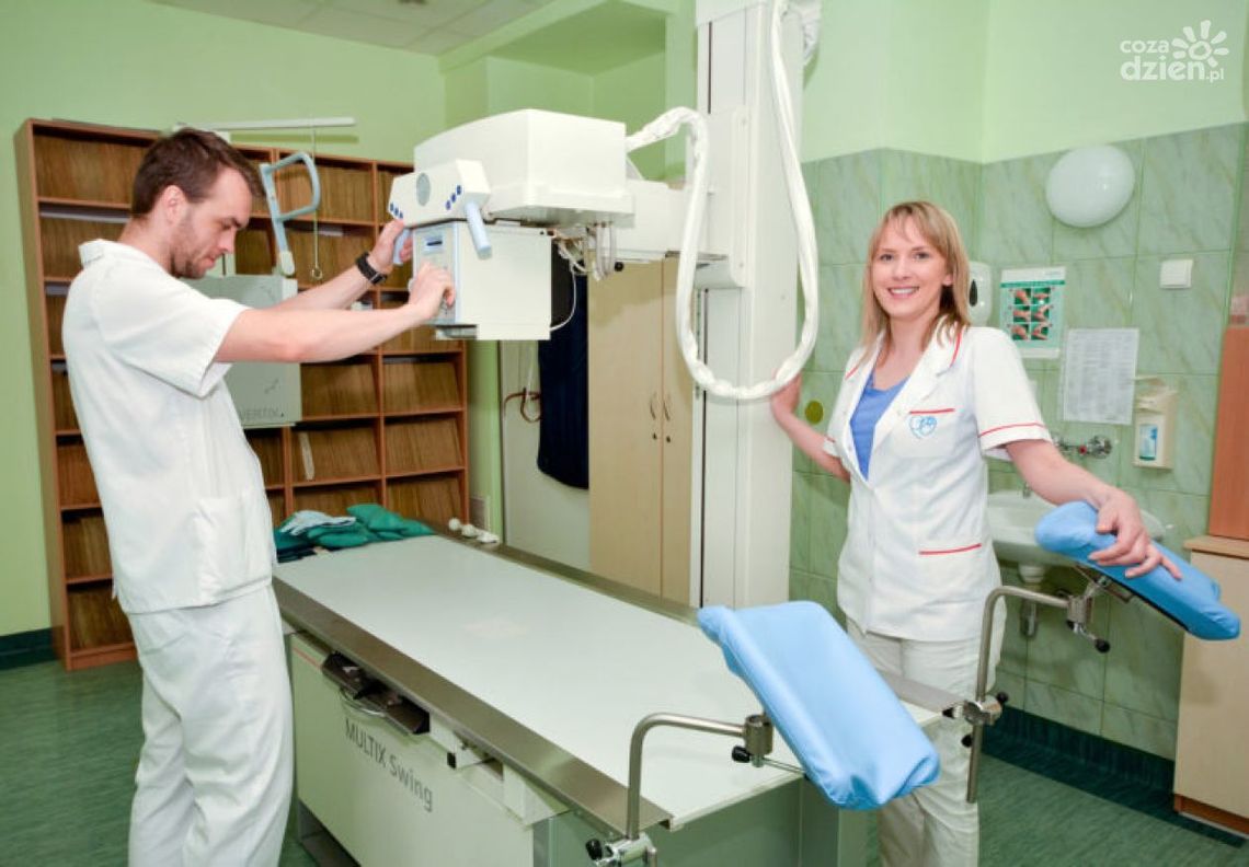 Kobieto zbadaj piersi. Szpital przy ul. Prostej zachęca do badań Kobieto zbadaj piersi. Szpital przy ul. Prostej zachęca do badań