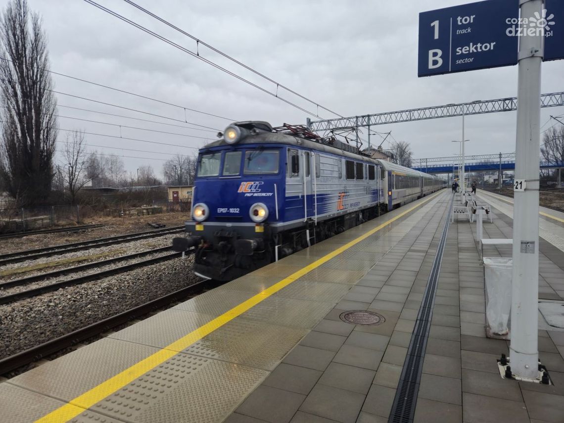Kolej wraca na tory. Od 9 marca wznowione połączenia regionalne Kolej wraca na tory. Od 9 marca wznowione połączenia regionalne