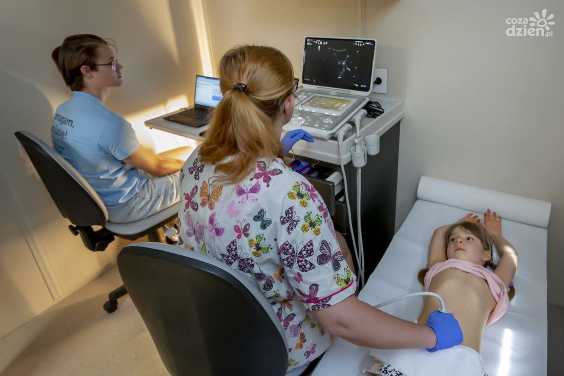 Kolejne profilaktyczne badania dzieci w Ostrowcu Kolejne profilaktyczne badania dzieci w Ostrowcu