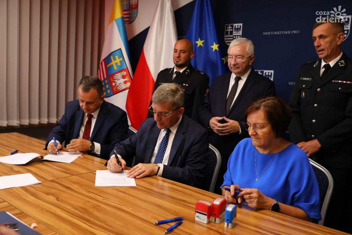 Kolejne straże pożarne otrzymały fundusze na zakup wozów i sprzętu