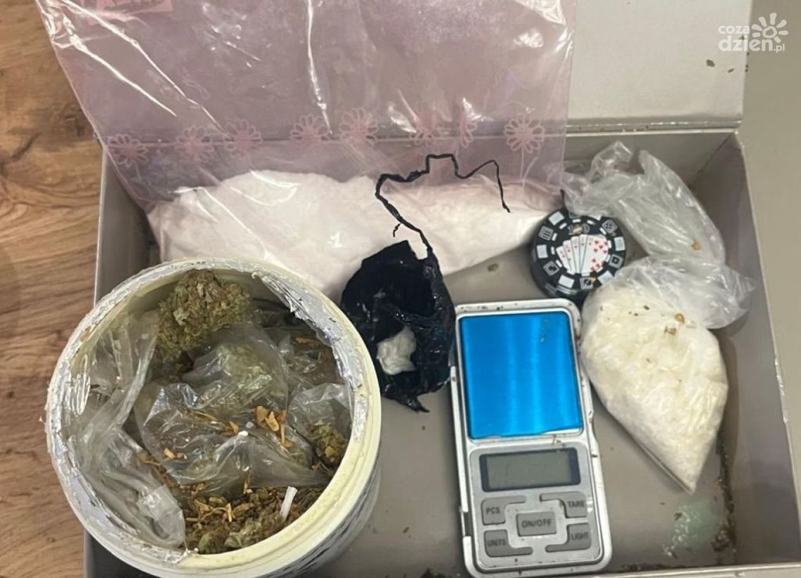 Kolejny diler narkotyków za kratkami Kolejny diler narkotyków za kratkami