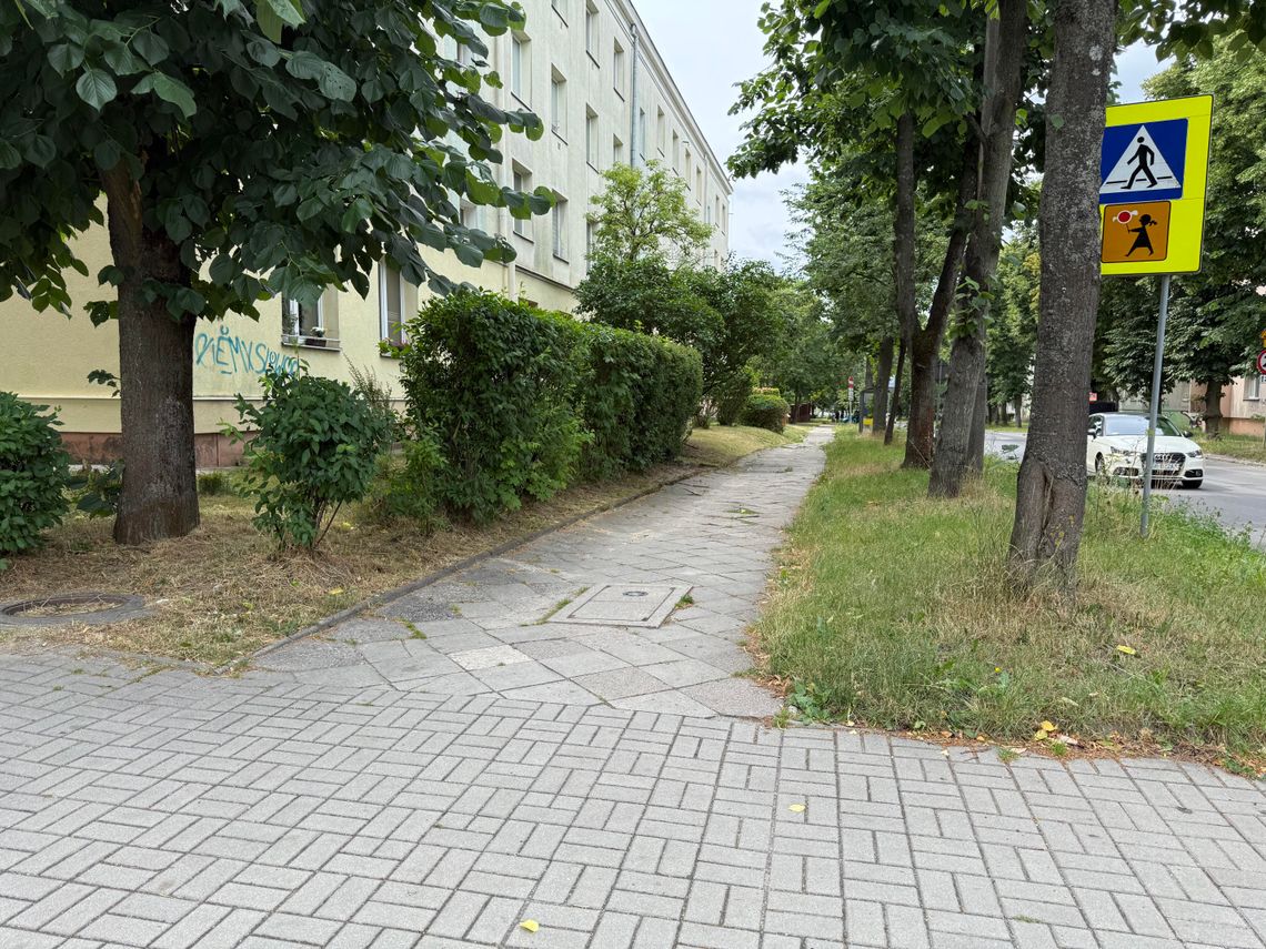 Kolejny odcinek chodnika na Marszałkowskiej w Kielcach przejdzie modernizację