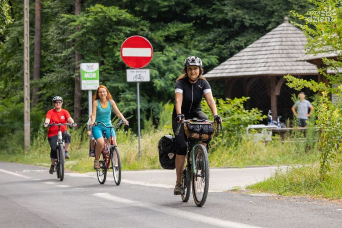 Kolejny szlak rowerowy odnowiony – Rowerowa pętla wokół Rakowa zaprasza Kolejny szlak rowerowy odnowiony – Rowerowa pętla wokół Rakowa zaprasza