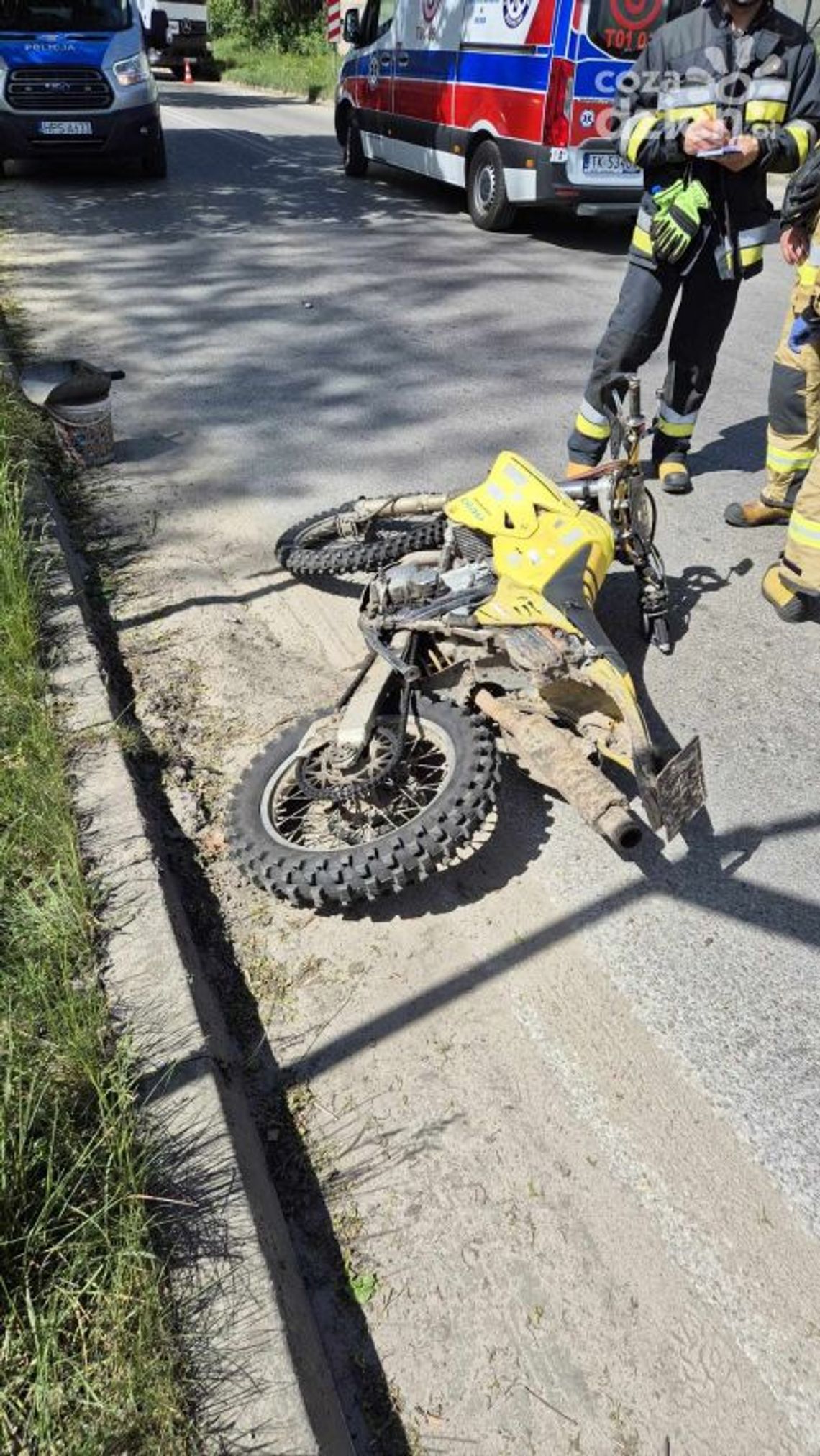 Kolizja pojazdu osobowego z motocyklem Kolizja pojazdu osobowego z motocyklem