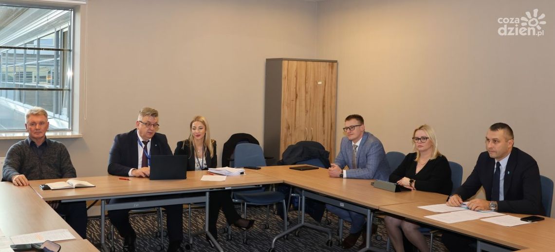 Komisja Bezpieczeństwa zaaprobowała projekt Budżetu Powiatu na 2025 rok
Komisja Bezpieczeństwa zaaprobowała projekt Budżetu Powiatu na 2025 rok