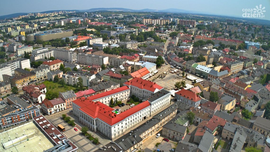 Komunikat dotyczący konsumentów wody z wodociągu RPZiUK Cmentarz Cedzyna Komunikat dotyczący konsumentów wody z wodociągu RPZiUK Cmentarz Cedzyna