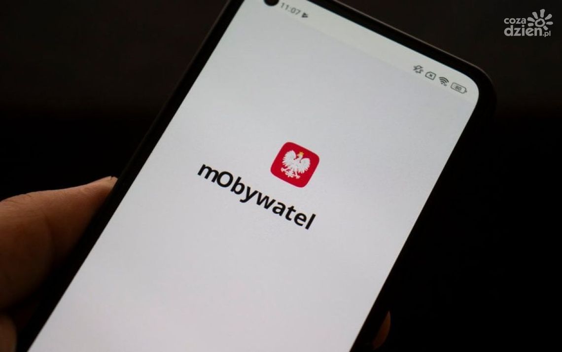 Koniec z papierami i kolejkami? Nowe usługi i uproszczenia w mObywatelu Koniec z papierami i kolejkami? Nowe usługi i uproszczenia w mObywatelu